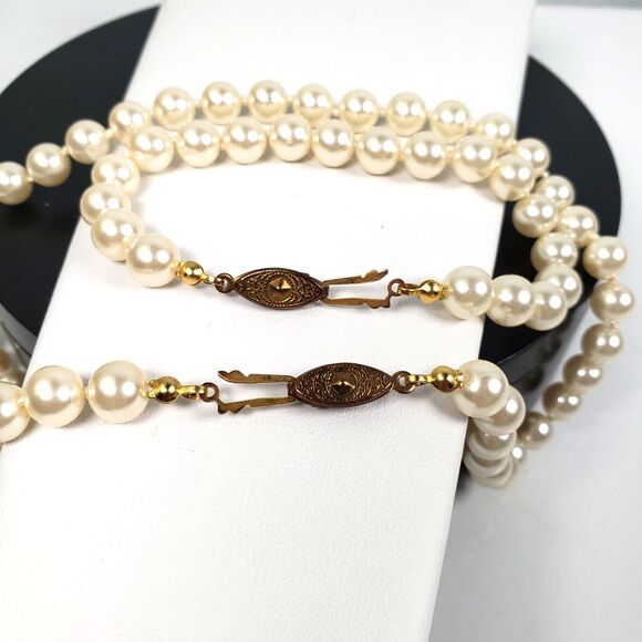 Vintage Knotted Faux Pearl Gold Tone Fish Hook Clasp 17"  Necklace & 7” Bracelet - Picture 12 of 16
